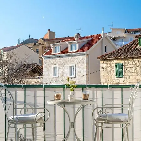 Comfort Dorin Apartamento *