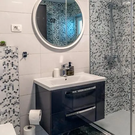 Comfort Dorin Apartamento *