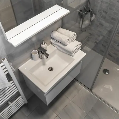 Comfort Dorin Apartamento